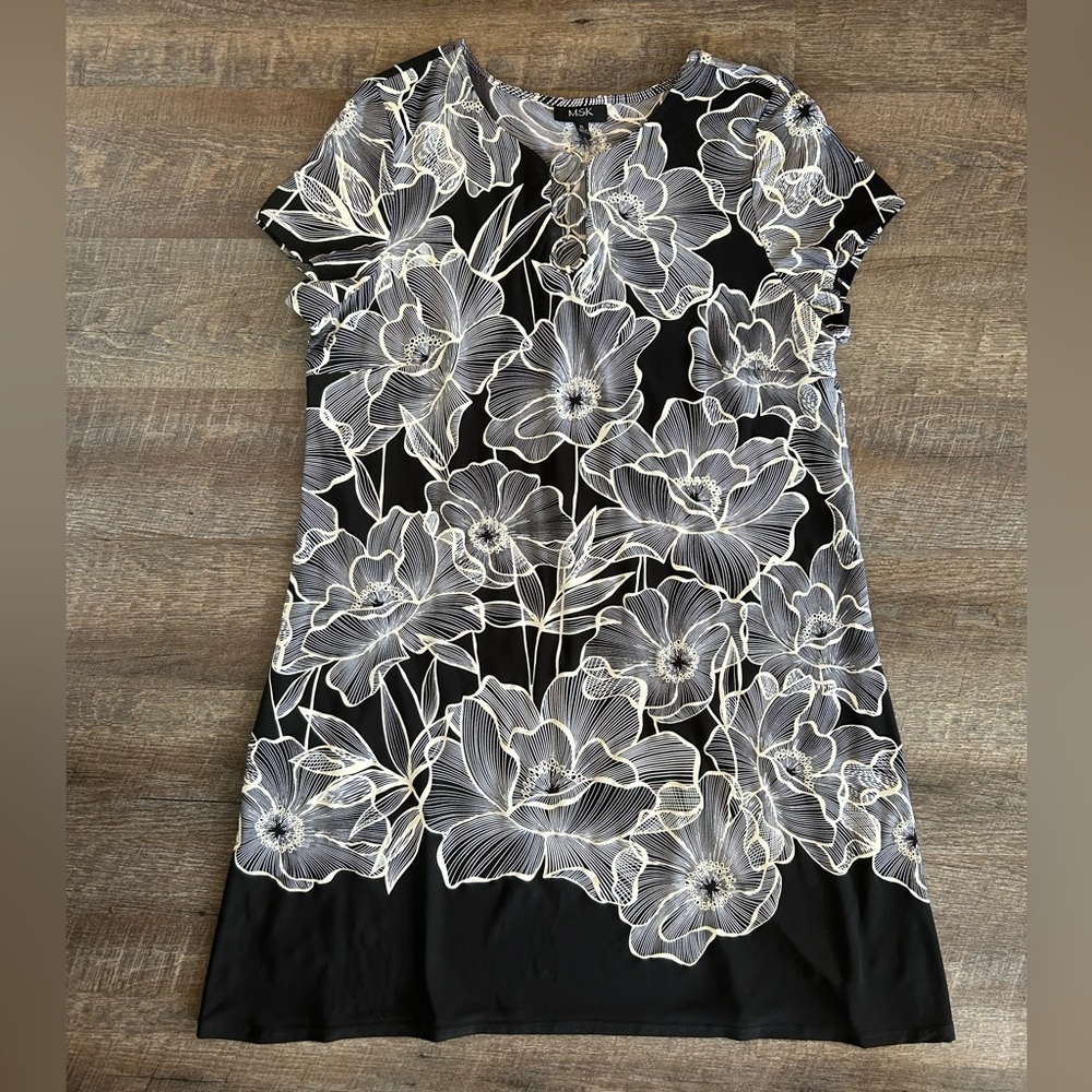 MSK Black and White Floral Dress